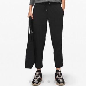 Lululemon jogging/dance pants